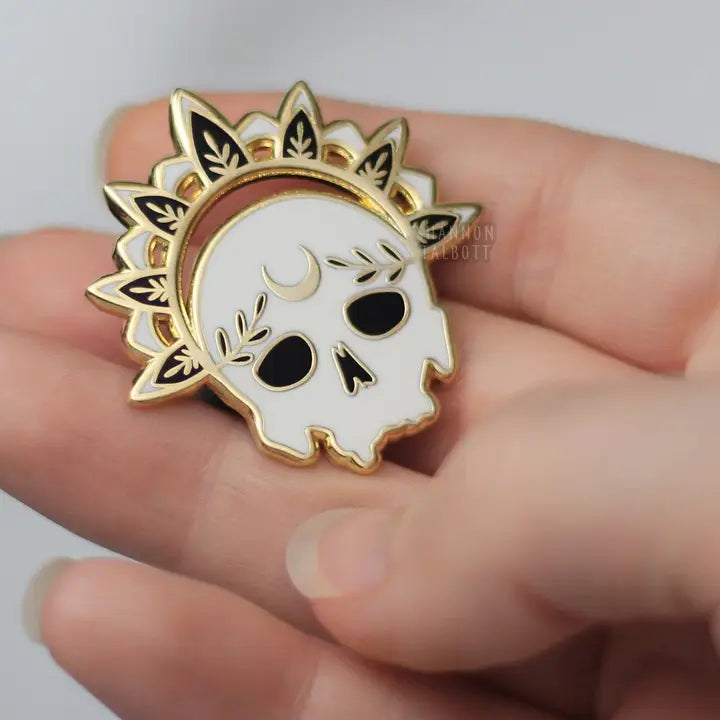 Memento Mori Skull Enamel Pin